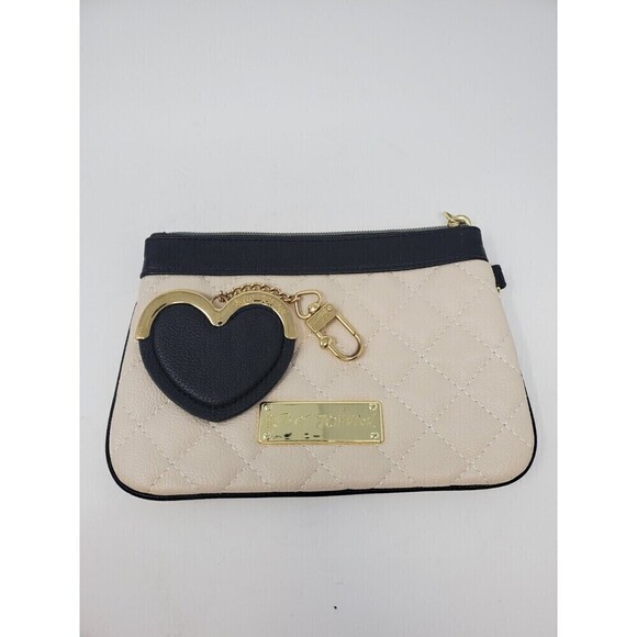BETSEY JOHNSON Y2K SMALL CLUTCH WRISTLET ACCESSORY BAG & BLACK HEART PURSE CHARM - Picture 1 of 16